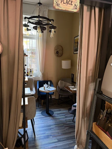 Le Petit Café photo 1